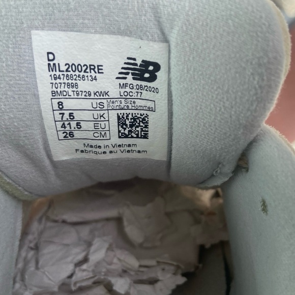 New Balance Sneaker ML2002RE Size Men's US8 - Picture 9 of 9